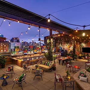 Hotel Moxy Nyc East Village